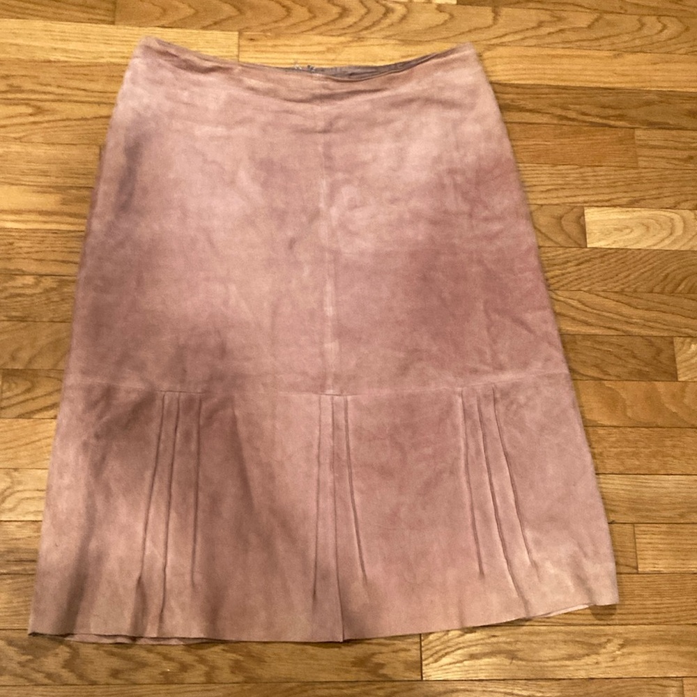 Banana Republic 100% genuine lather suede woman’s skirt with lining